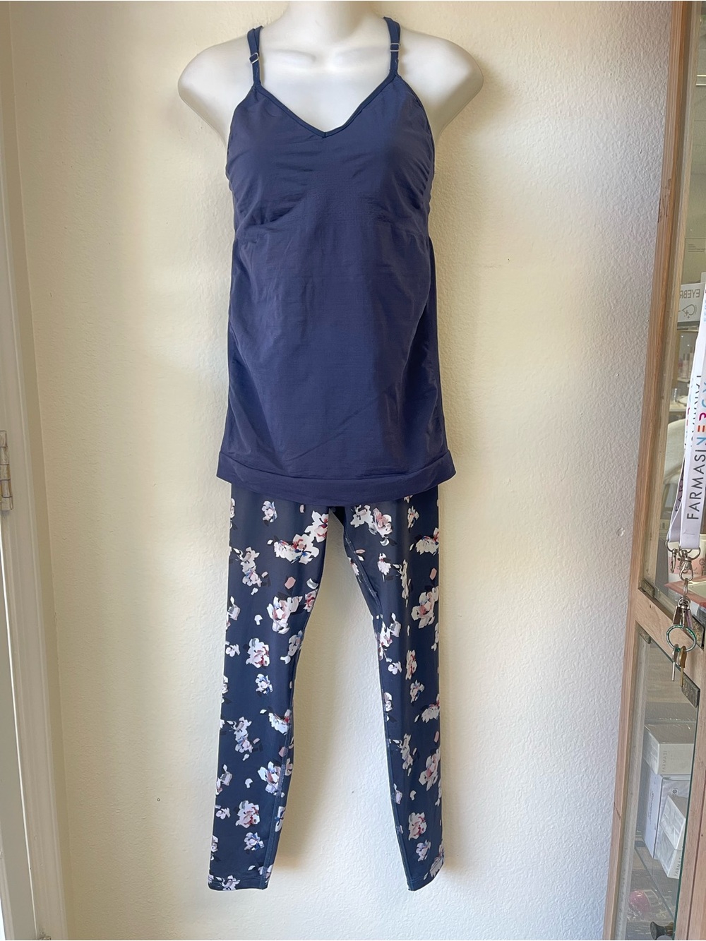 Nike athletica Navy Floral Sleep Tank & Legging Set